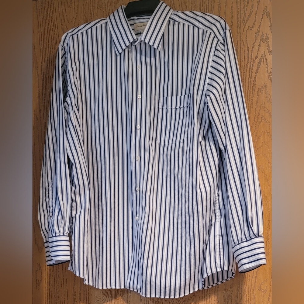 Men's Tommy Bahama Blue Stripe Long-Sleeve Dress Shirt. 17 34/35